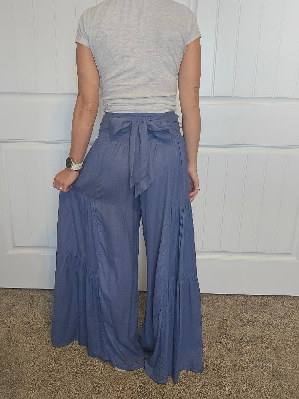 Textured Fabric Wide Leg Tie Waist Pants