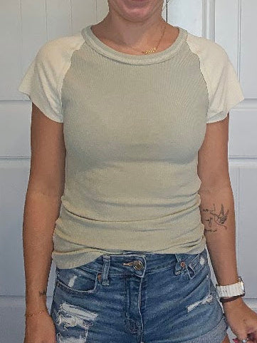 Round Neck Raglan Sleeve Contrast Solid Fitted Rib Top